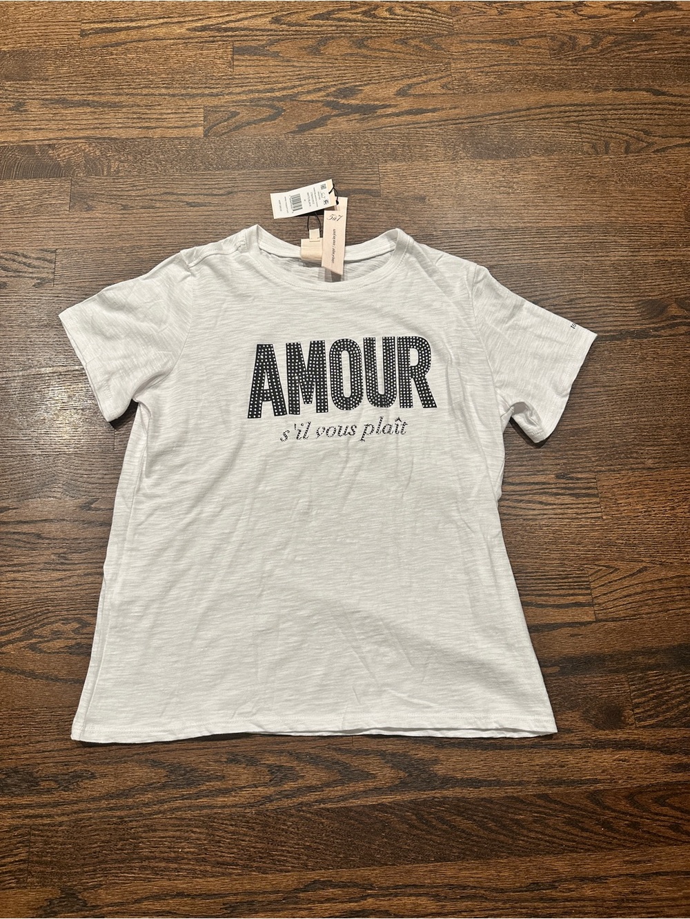 NWT 5à7 cinq à sept White Short Sleeve 'AMOUR' Rhinestone Graphic Tee